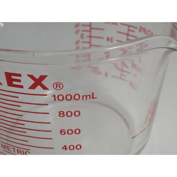 PYREX RARE Red  Vintage All Capital Letters 1 Quart / 4 Cup Glass PYREX Large Gl - Picture 8 of 11